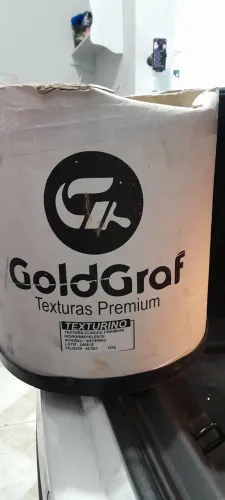Lata de textura 90$