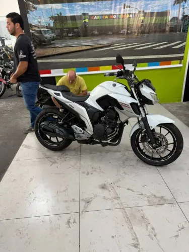 YAMAHA FZ25 FAZER ABS