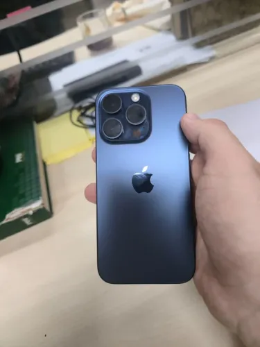 Iphone 15 pro 256GB