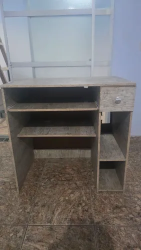 MESA PARA COMPUTADOR