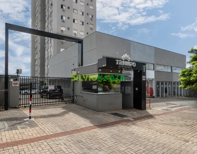 EXCELENTE APARTAMENTO DE 02 QUARTOS, PARA MORAR PRÓXIMO AO SHOPPING CATUAÍ, ZONA 06