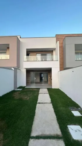 Casa de condomínio à venda, no Grand Park Residencial em Rio de Janeiro, Guaratiba, com 4