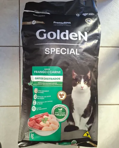 RAÇÃO PREMIER GOLDEN SPECIAL GATOS CASTRADOS 10,1KG - FRANGO E CARNE