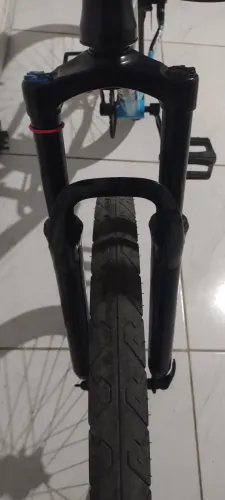 Suspensão aro 26 semi nova