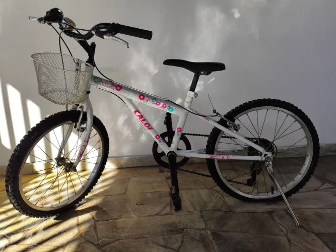Bicicleta Caloi infantil aro 20