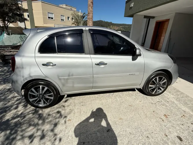Nissan March SL 1.6 16V Flexstart 5P Aut. 2018