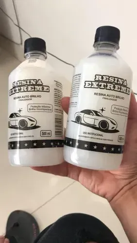 E uma resina super resistente ótima para limpar carros.motos,caminhões, bikes,e etc