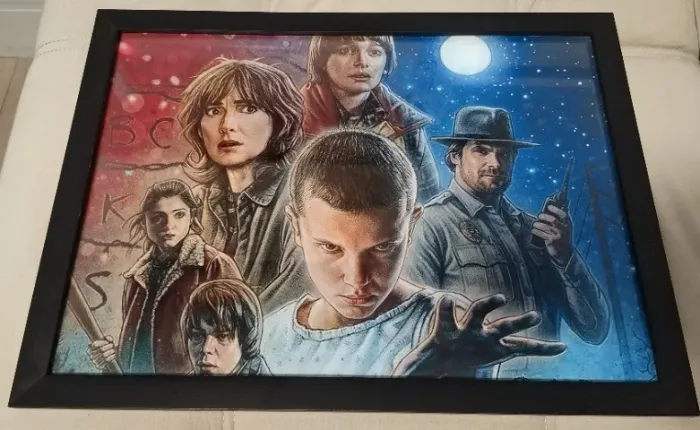 Quadros decoração série Stranger Things (1º Temporada) moldura 45x33cm