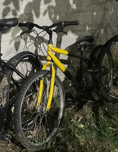Bicicleta amarela