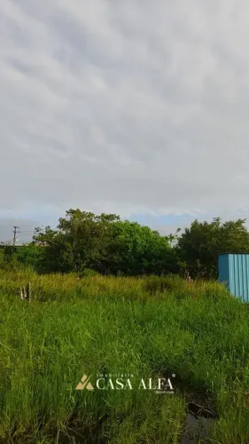 Vendo Terreno proximo ao mar em Pontal do Sul