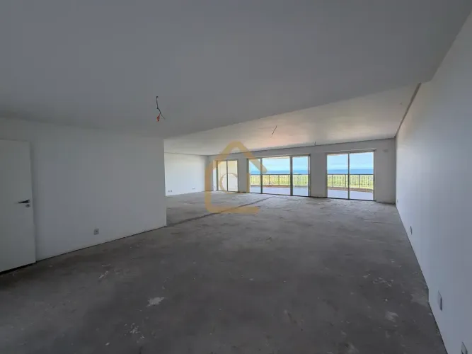 Apartamento à venda no condomínio Riserva Uno, com excelente potencial de valorização.