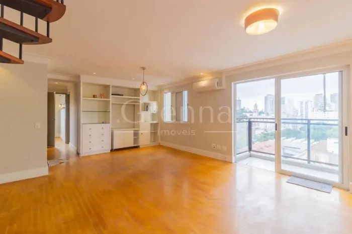 Cobertura Duplex em Pinheiros com Vista Panorâmica e Área de Lazer Privativa