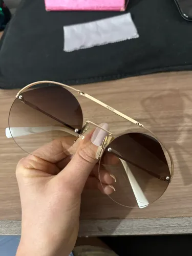 Óculos Fendi