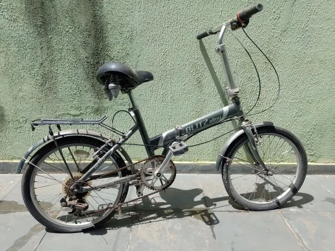 Bicicleta desmontável