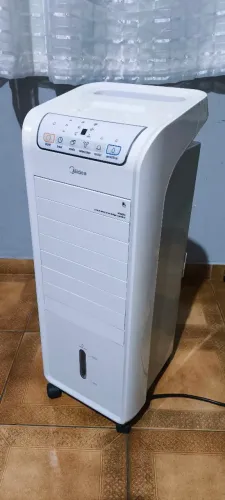 Umidificador de ar midea
