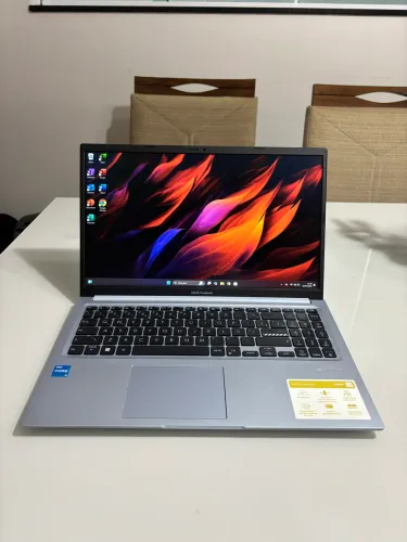 Notebook Asus i5 12° 8GB 256GB