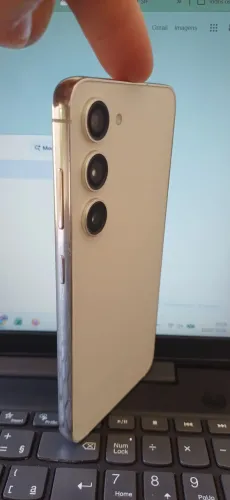S23 8Gb/256Gb vidro quebrado, funcionando perfeitamente