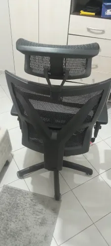 Cadeira Presidente Darix Plaxmetal tela Preta