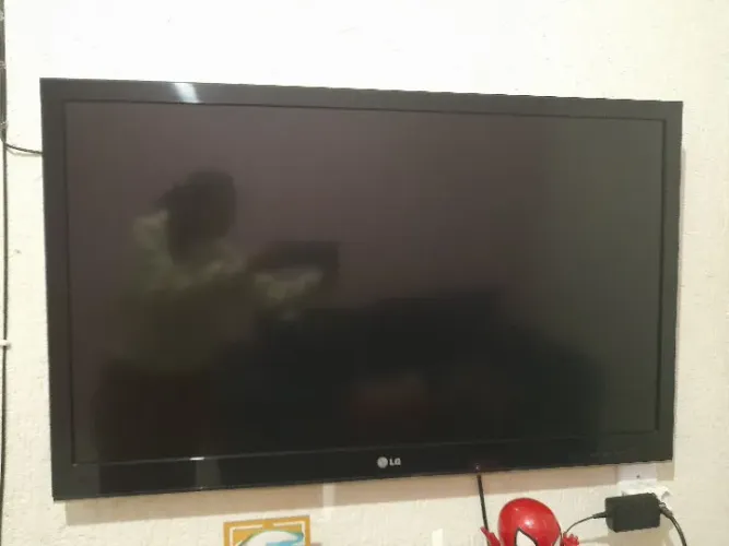 Vendo televisão 42 polegadas