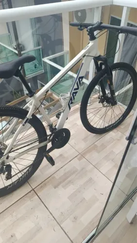 Vendo bike aro 29 em perfeito estado 