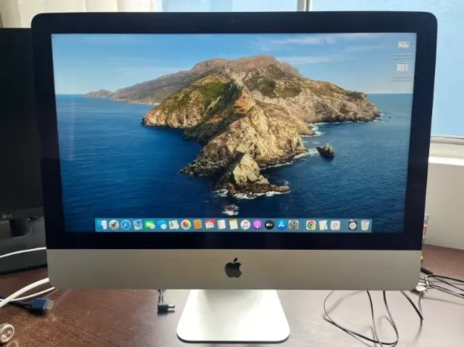 Apple iMac 21.5 polegadas - Core i5 2.7GHz / 8GB