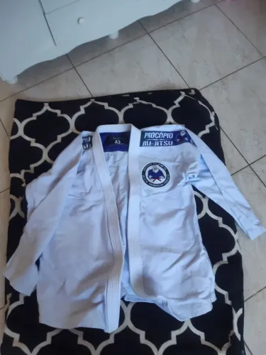 Vendo Kimono Jiu-jitsu A5