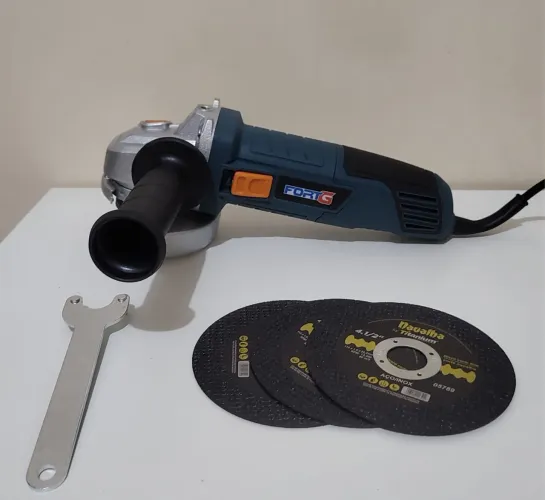 Esmerilhadeira e lixadeira Fortg 800W Com discos de corte.