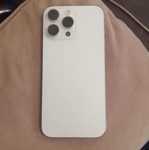 iPhone 16 Pro Max 256 GB Branco *96% saúde bateria 