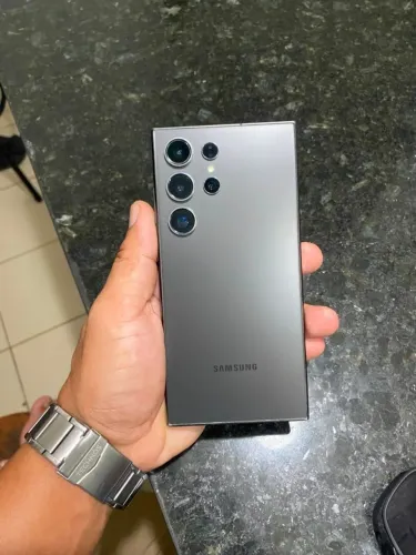 Vendo S24 Ultra! Numca aberto sem arranhões!