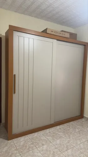 Guarda roupa