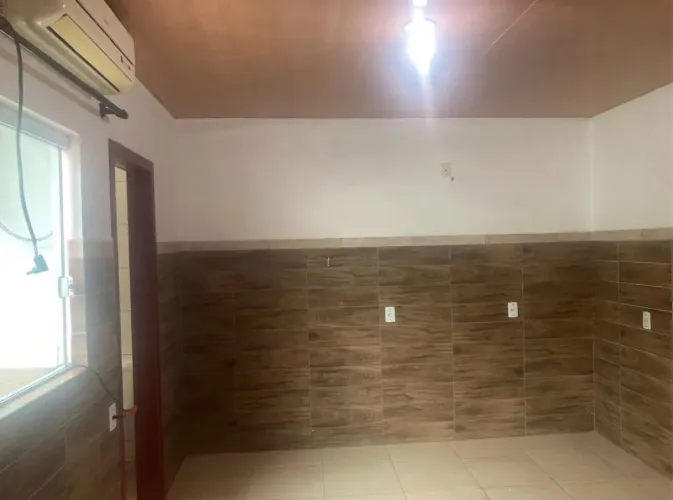 Aluga-se kitnet em Forquilhinhas próximo a o Subway