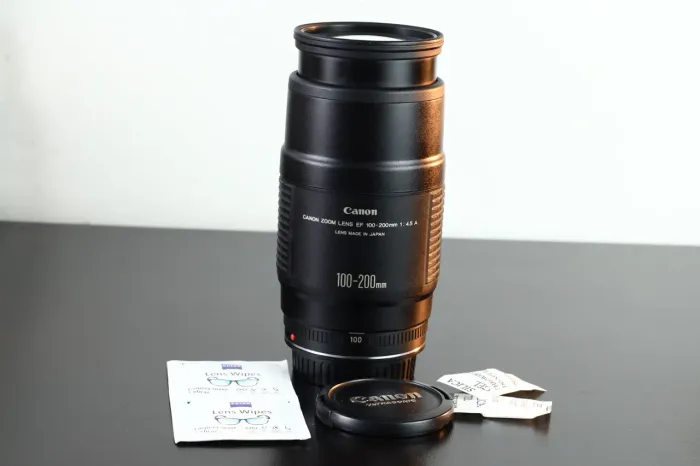 Canon EF 100-200mm (A)