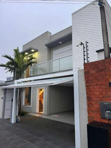 Sobrado com 3 dormitórios para alugar por R$ 7.000/mês - Santa Cruz - Cascavel/PR