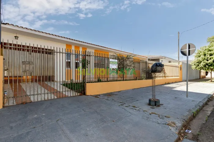 EXCELENTE CASA 03 QUARTOS E 02 SUÍTES PARA MORAR NO JARDIM MARAVILHA.