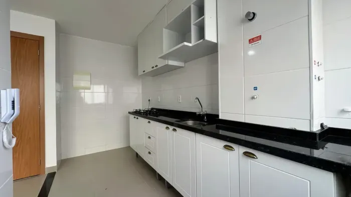 Imóvel para aluguel 2 quartos em Uberaba - Curitiba - PR