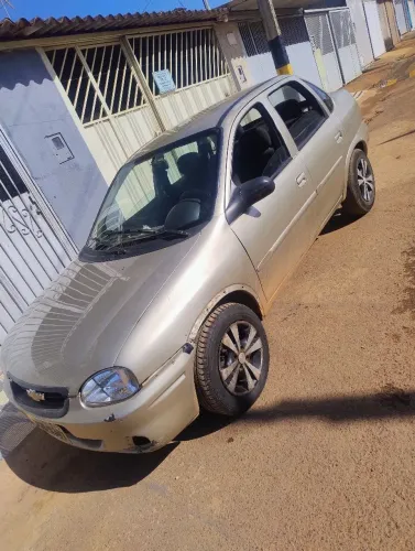 Chevrolet Corsa SED Class.life 1.0/1.0 Flexpower (álcool) 2005