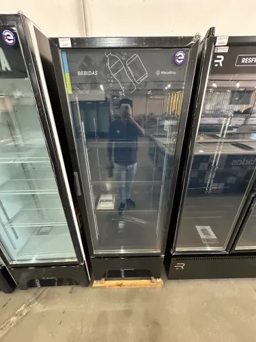 Visa cooler 406 litros metal frio