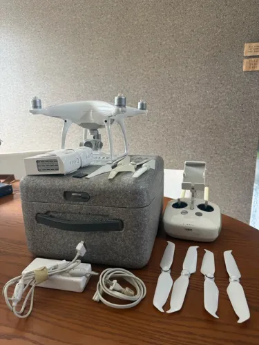 Drone DJI Phantom 4