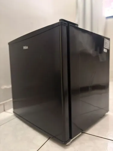 VENDO FRIGOBAR PHILCO 45L 