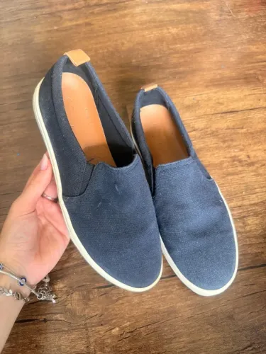 Tênis slip-on azul-marinho