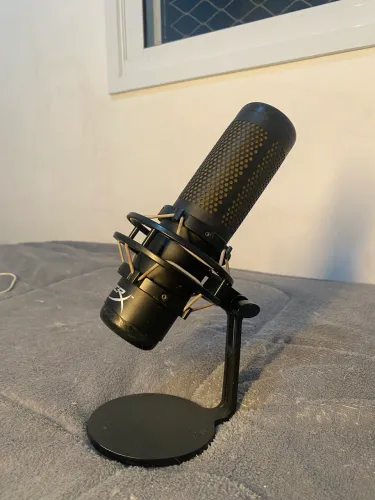 MICROFONE HYPERX QUADCAST