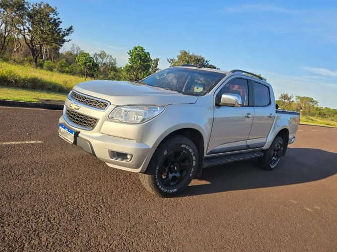 Chevrolet S10 Pick-up LTZ 2.5 Flex 4X2 CD 2016