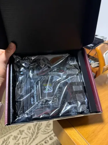 Placa-mãe ASUS Z170 PRO Gaming LGA 1151 GAMING ATX