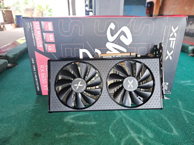 AMD RX 6650 XT