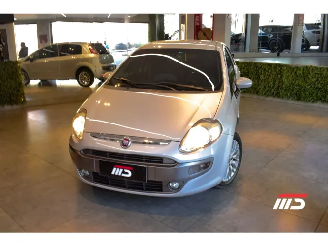 Fiat Punto Essence 1.6 Flex 16V 5P 2013