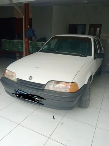 Chevrolet Monza GL 1.8 Efi/ SL/ L/ 650/barc. 2e4p (álcool) 1995