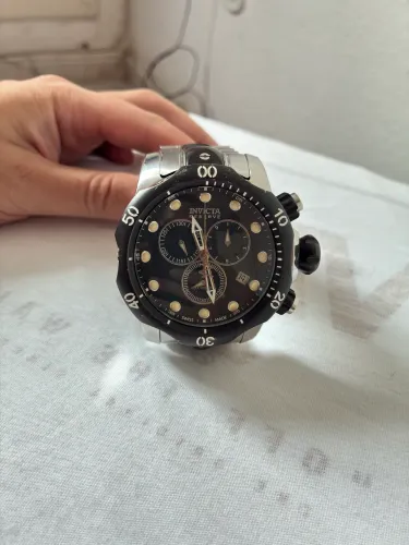 Relógio Invicta Reserve Venom, modelo 5727