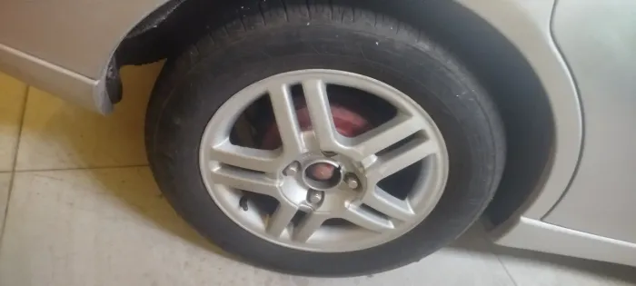 Rodas 15 original Ford pneus novos 
