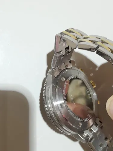 Relógio Tissot modelo de quarzt 