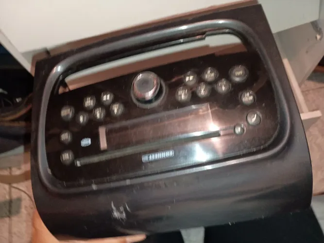 Rádio original Fiat Strada 